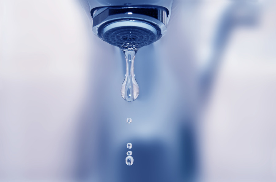 La Cámara de Comercio reclamó ante la DPOSS el fuerte incremento de la tarifa del agua
