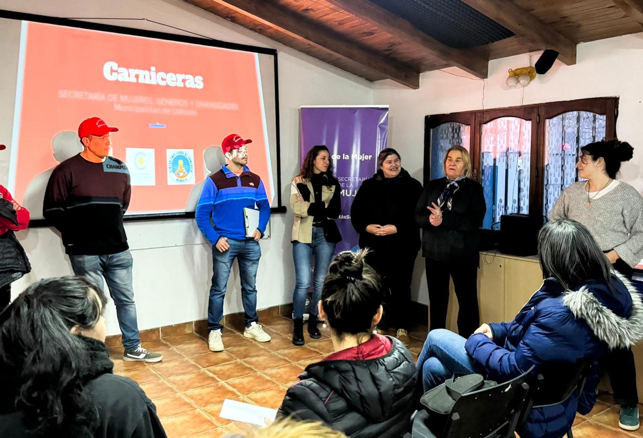 LA CÁMARA DE COMERCIO PARTICIPÓ DEL INICIO DEL CURSO DE FORMACIÓN LABORAL DE LA MUNICIPALIDAD PARA CARNICERAS