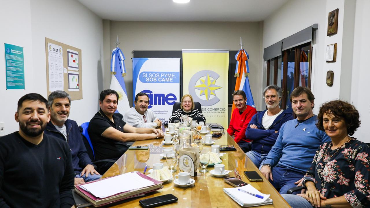 AVANCES INSTITUCIONALES Y NUEVOS SOCIOS EN LA CÁMARA DE COMERCIO DE USHUAIA