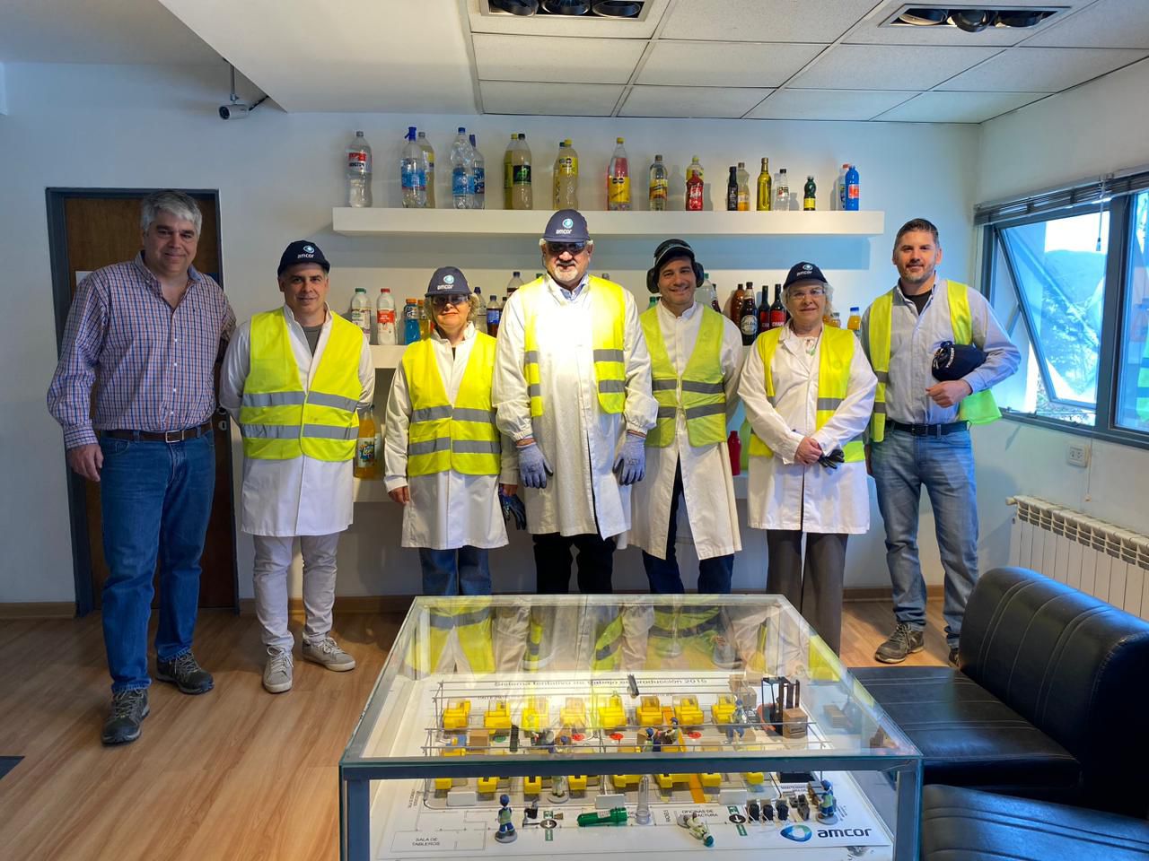 LA CÁMARA DE COMERCIO VISITÓ VINISA FUEGUINA EN EL MARCO DEL PROGRAMA “EMPRESAS QUE CUIDAN”