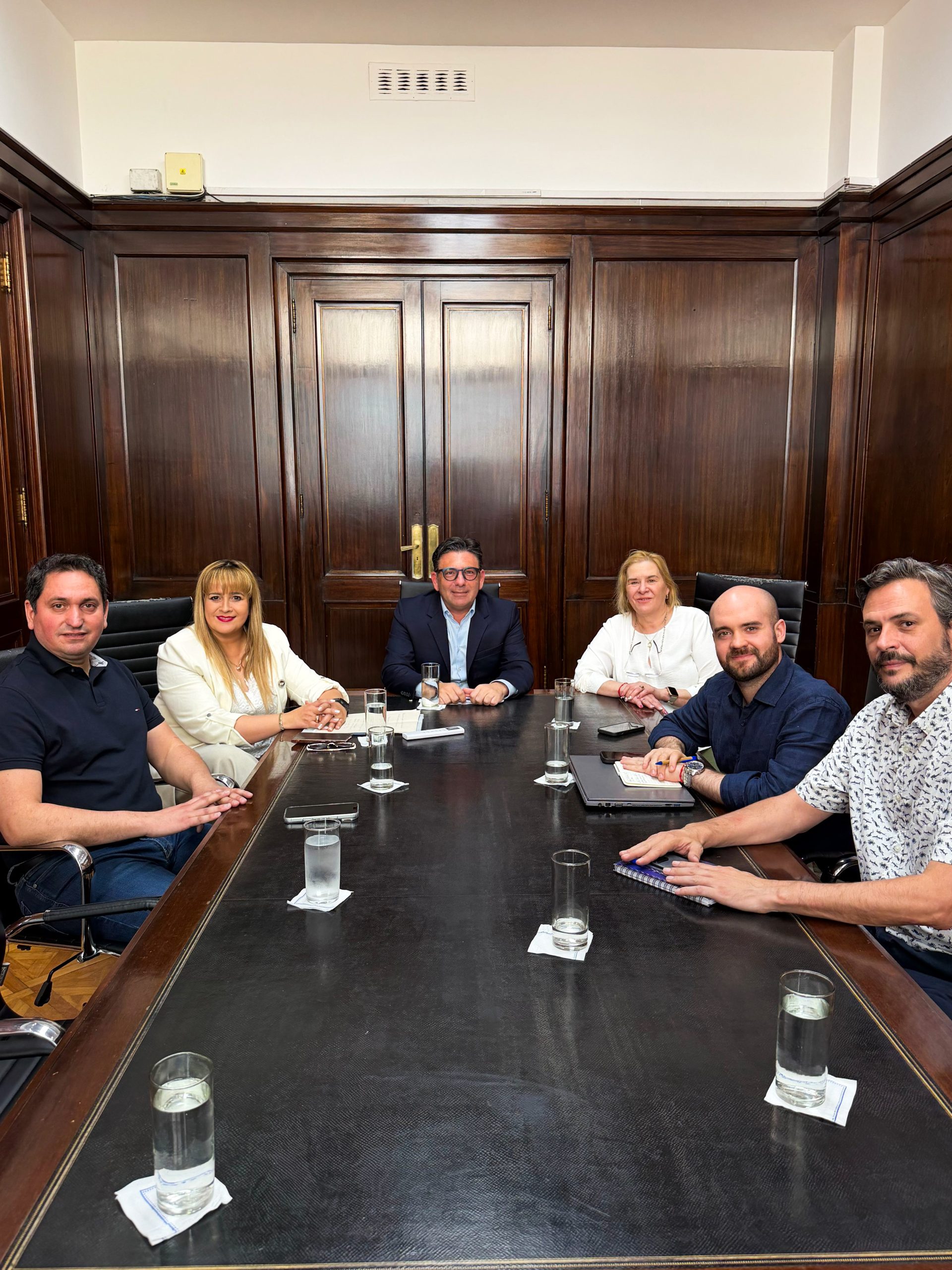 La Cámara de Comercio articula con la Subsecretaría Pyme de Nación nuevas soluciones para el comercio fueguino